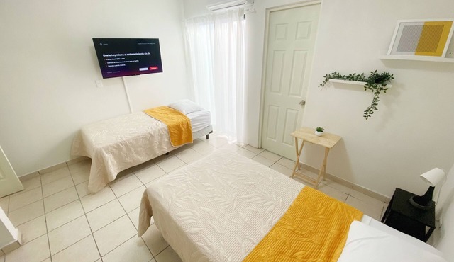 Loft Distrito Tec. 5 min Fundidora. Walmart, Nuevo Sur. Area segura y caminable.