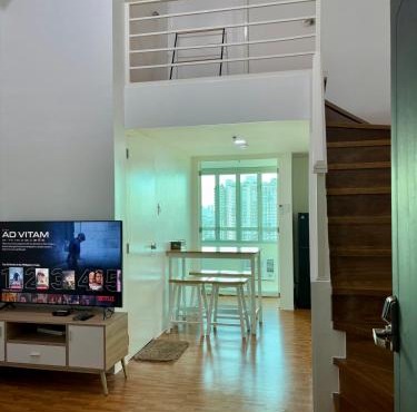 Loft in Boni - Work friendly - Cityview - up to 8pax