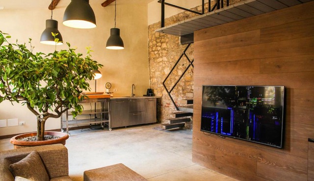 Loft In The Courtyard