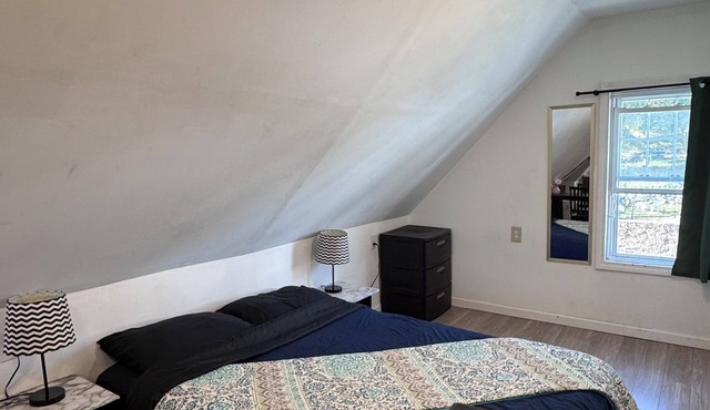 Loft Private Studio w/Washer & Dryer — Near Boston Transit