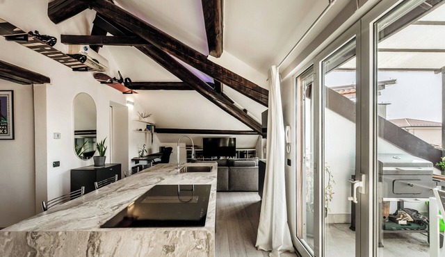 Loft Rooftop in Como - 3 Terraces, Park, Ac, Bbq