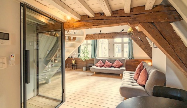 Loft-Style Duplex at Hendrik Square