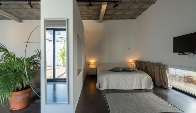 Loft van 90 m² met grote binnentuin.