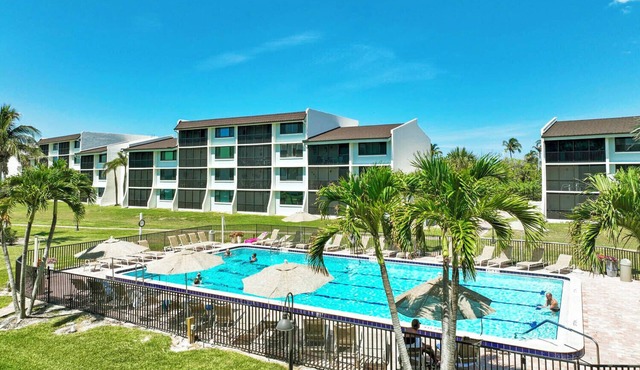 Loggerhead Cay 543 at Gulf-Front Paradise: Your Premier 2BR Sanibel Escape