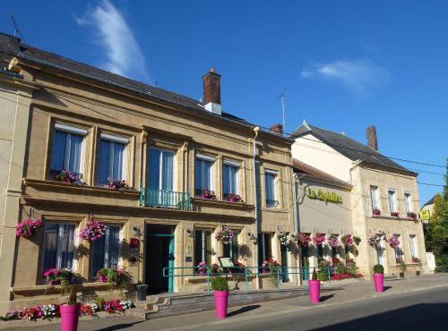 Logis Hôtel-Restaurant La Sapinière