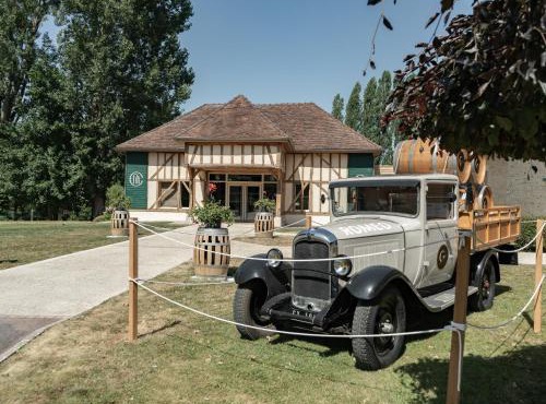 Logis Hôtel-Restaurant Domaine de Montecristo et Gîte l'Évasion Dantès