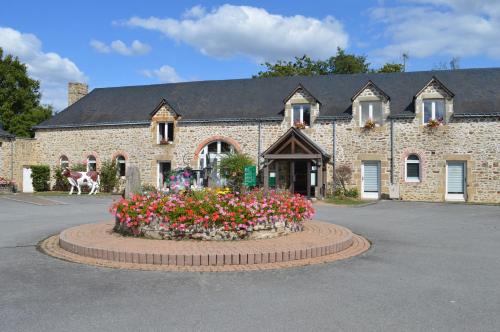 Logis Hôtel Restaurant Relais Du Gué De Selle