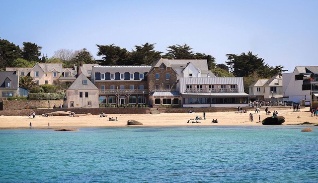 Logis Hôtel Saint-Guirec et de la Plage