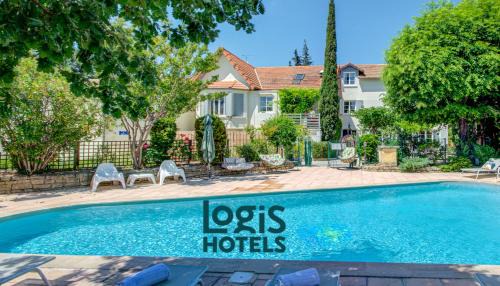 Logis Hotel Le Blason de Provence