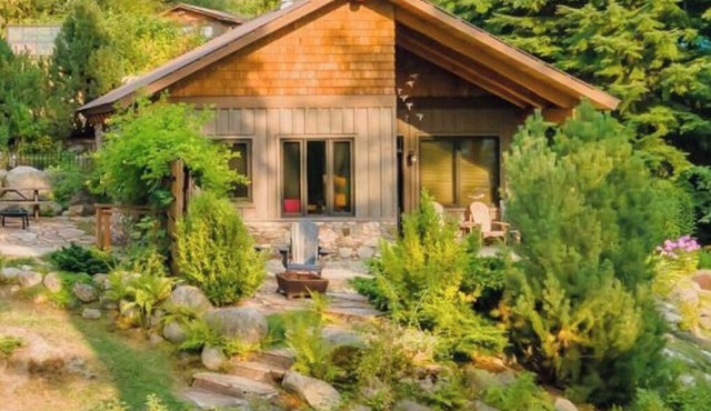 Loki's Cabin at Big Bay Stays