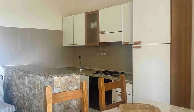 Lolli’s Corner – 6-Person Apartment with Garden-Veranda, Just 3 km from the sea