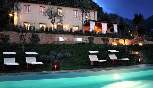 Lone standing Villa, 180 m²(1960 ft²) pool, sea view, eco friendly, EV wall box