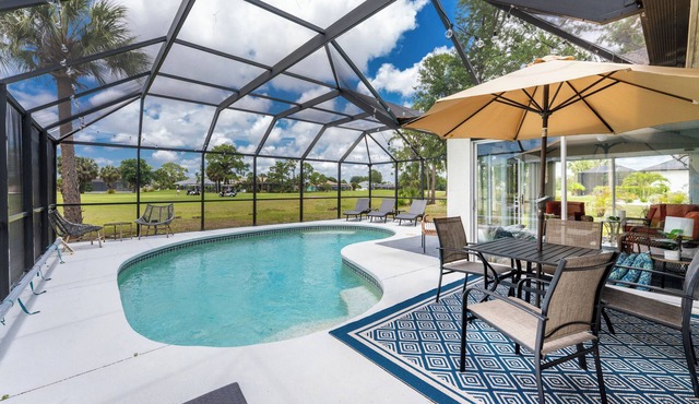 Long Meadow Retreat 3BR Pool Home Overlooking Golf Course