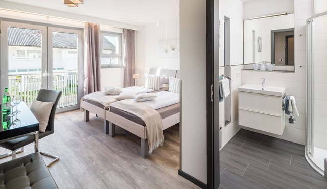 Long-term apartment* for 1 person - central location/garden use/parking space