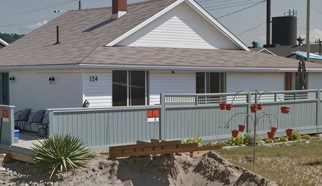 Long term only - Charming 4-bedroom beachfront cottage with AC, WiFi, Hot Tub.