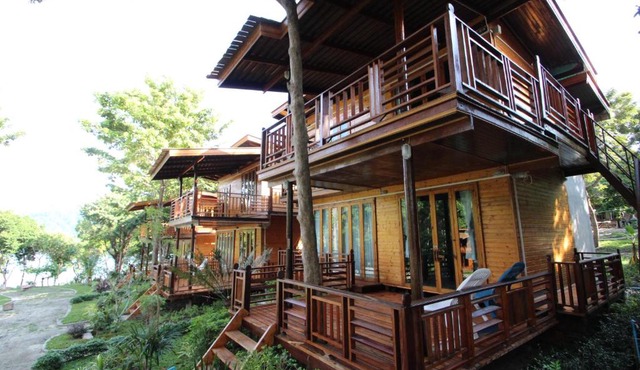Longbay Lipe
