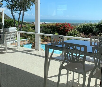 Longbeachview Villa in CapeTown .Just for you two!