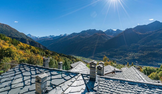 Look forward to a vacation in this charming vacation apartment with a view of the northern Italian m