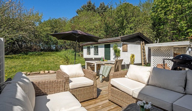Look forward to a wonderful vacation with the whole family in this inviting vacation home.