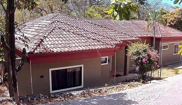 Looking for privacy and close proximity to the beach?