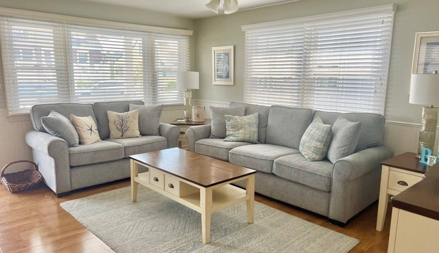 LOOKING FOR NEWLY RENOVATED OCEANSIDE HOUSE?