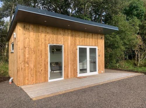 Lora Cabin