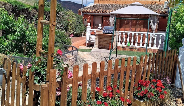 Lorca - Cottage - Sleeps 4 - Pet Friendly - Pool