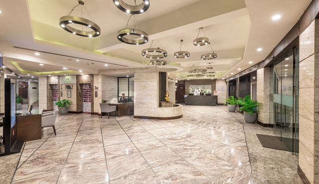 Lords Plaza, Surat