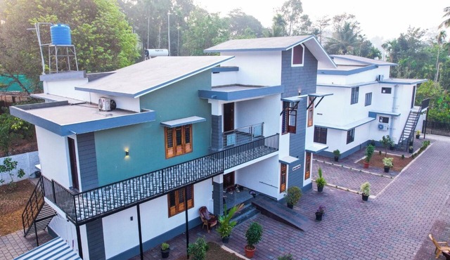 Loreal Luxury Villas