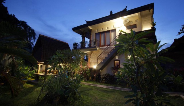 Loris Homestay