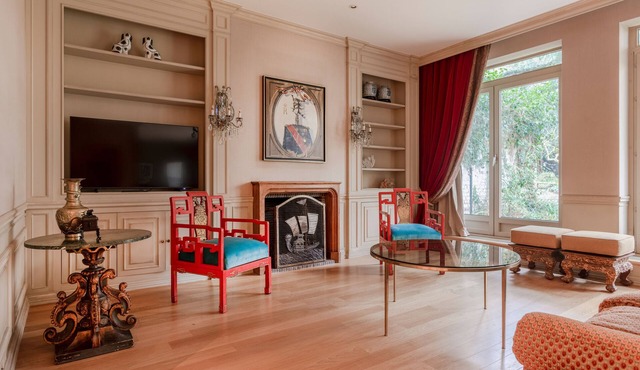 Louise Royal Residence