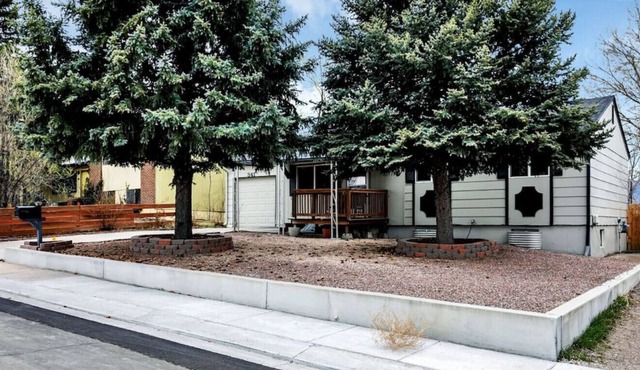 Lovable Longfellow *12 minutes from airport*