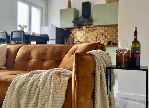 Lovely 2-bedroom Duplex w/ balcony in Brussels