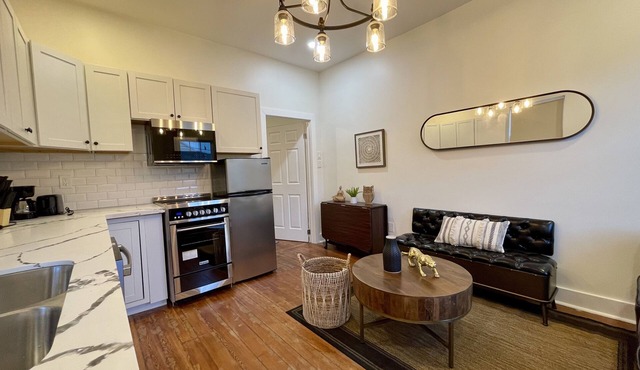 Lovely 3 Bedroom Shotgun Home - 15 Minutes to French Quarter