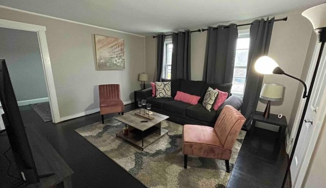 Lovely 3bdr Apt