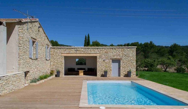Lovely 4 bedroom Villa rental in Joucas - Provence