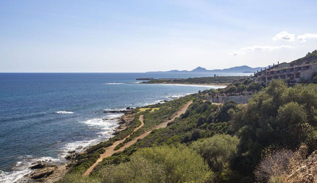 Lovely apartment in villa for 6 guests with A/C and pets allowed