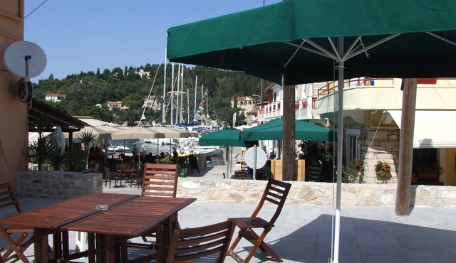 "LOVELY" BEACHFRONT STONE HOUSE IN LAKKA PAXOS