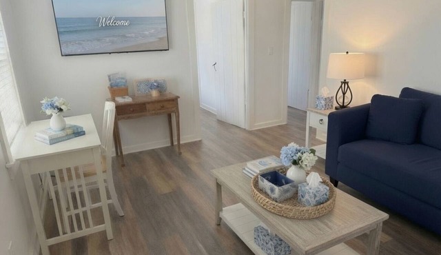 Lovely Cape Cottage 2 bedroom with private beach and central air.