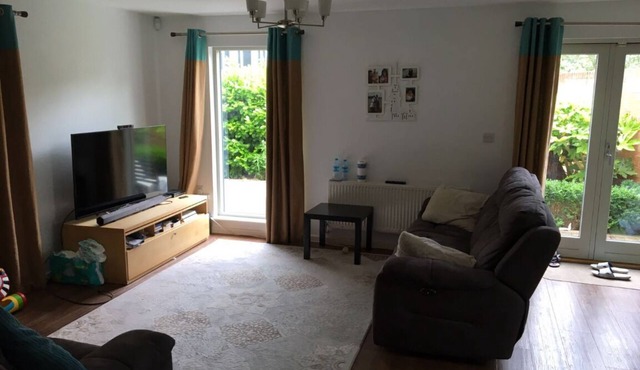 Lovely Entire House in heart of Harlow