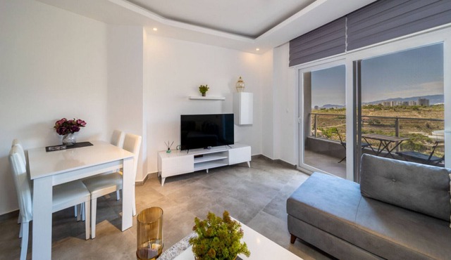 Lovely Flat with Shared Pool and Balcony in Alanya