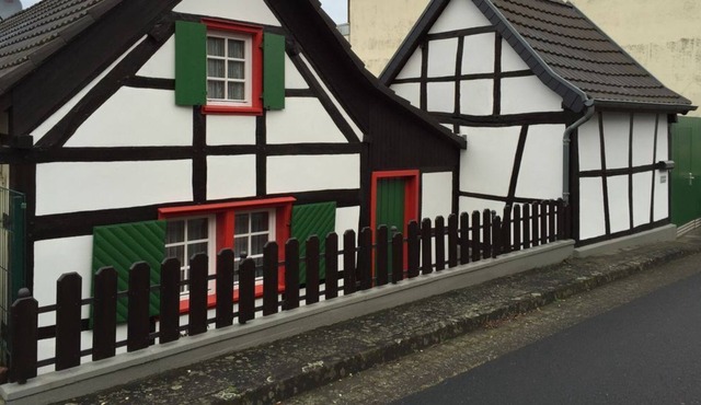 Lovely half-timbered house by Friendly Homes