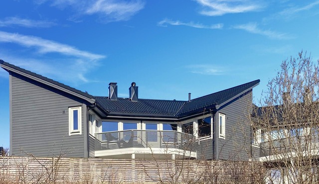 Lovely home in Flaktveit with WiFi