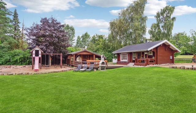Lovely home in Grevinge with kitchen