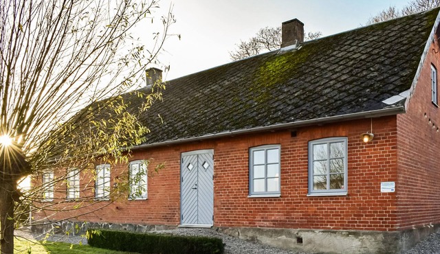 Lovely home in Skivarp with WiFi
