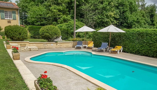 Lovely luxurious gite with large garden and private pool!