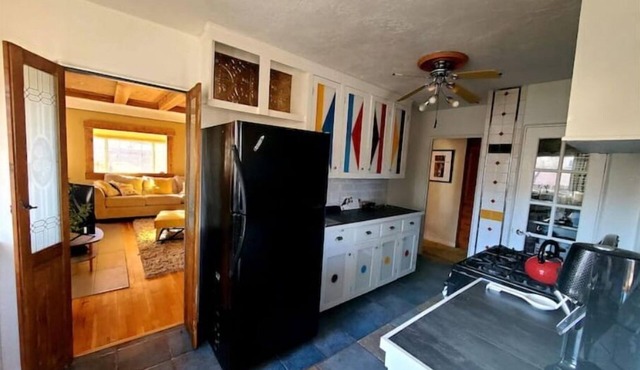 Lovely Pet Friendly Home in Heart of Nob Hill
