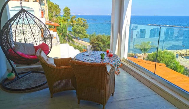 Lovely Seafront Place on 1st line with Sea&Mountain view in Green Peaceful GalatexComplex