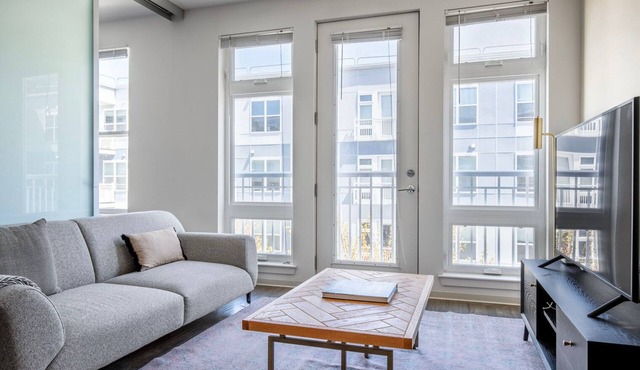 Lovely Somerville 1BR w/W/D, Gym & Roof, nr Assembly T, by Blueground