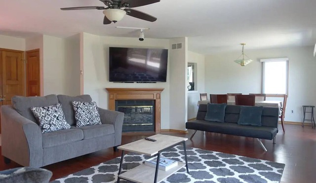 Lovely, spacious home at the start of Jersey Shore